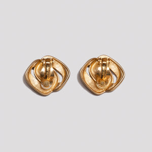 Vintage Gold Tone Clip-on Earrings