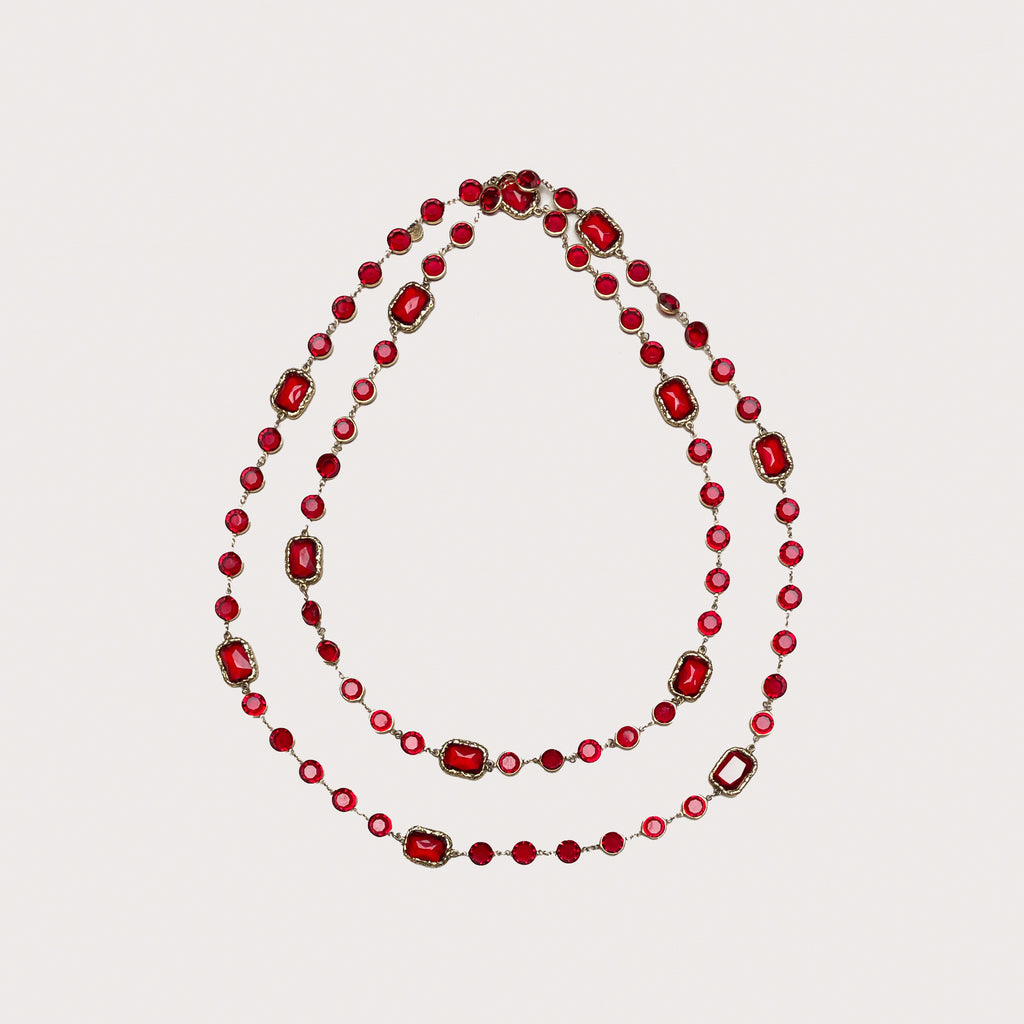 Vintage Chanel Red Gripoix Gold Plated Brass Sautoir Necklace