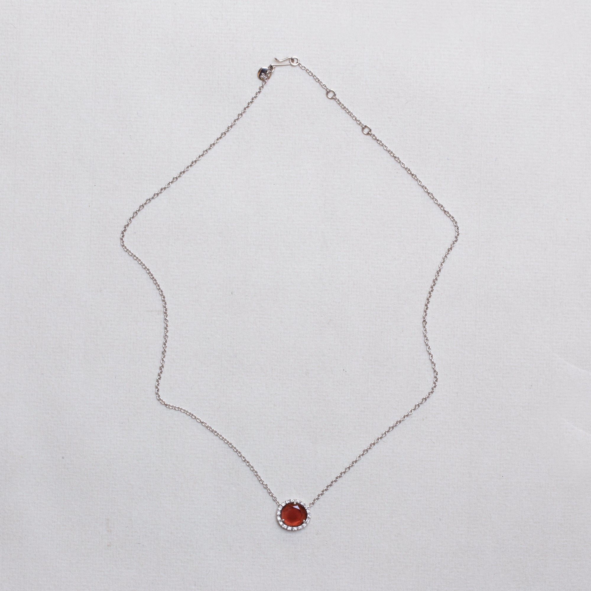 Vintage Pomellato White Gold Necklace with Garnet and Diamonds