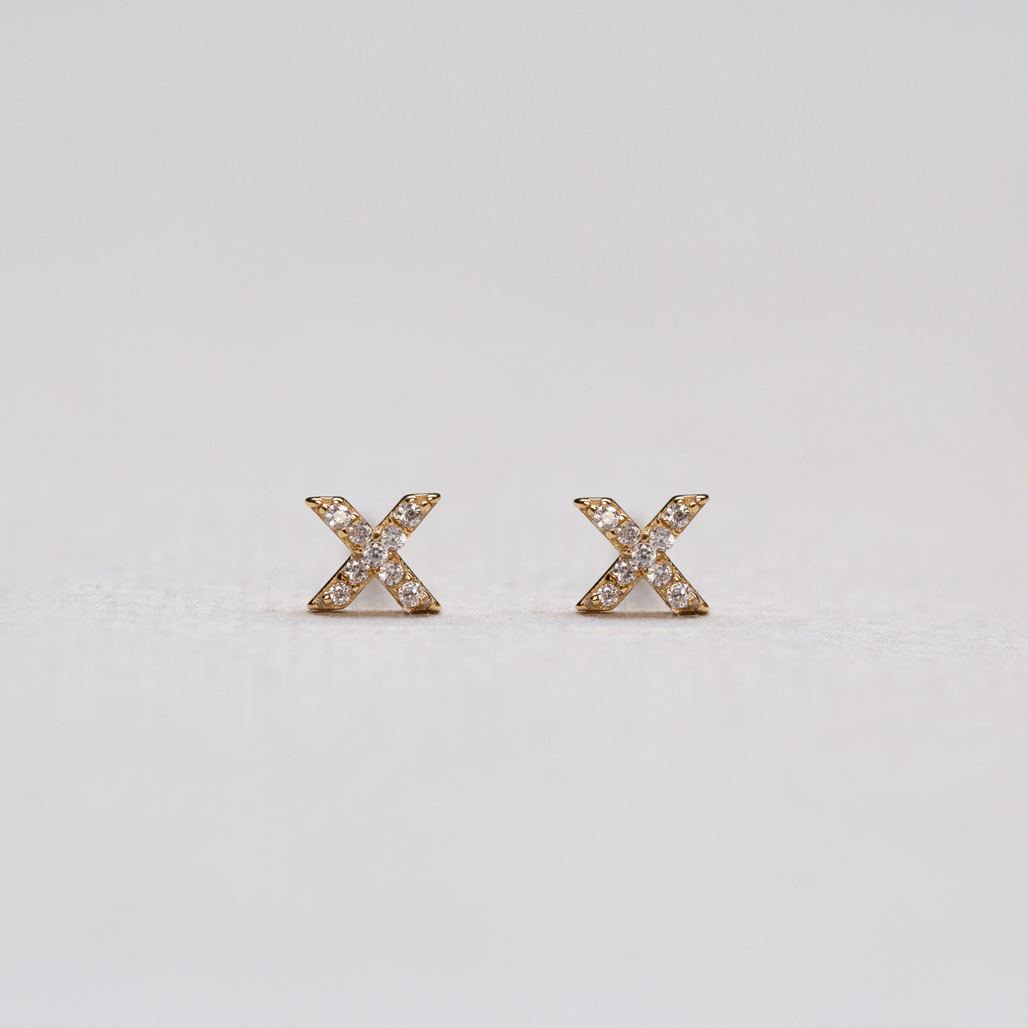 Gold-plated Kiss Stud Earrings