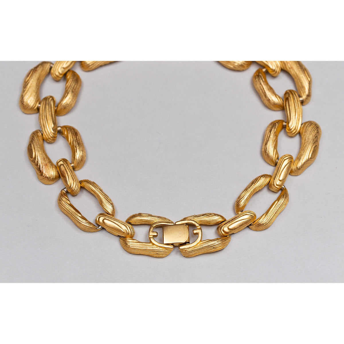 Vintage Givenchy Wood-effect Curblink Gold Chain Necklace
