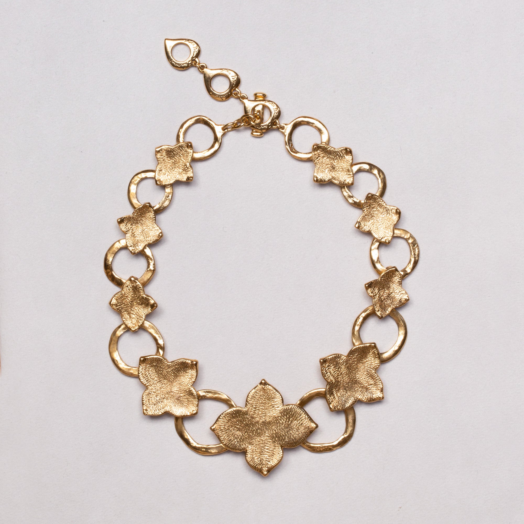 Vintage Gold Flower Chain Necklace