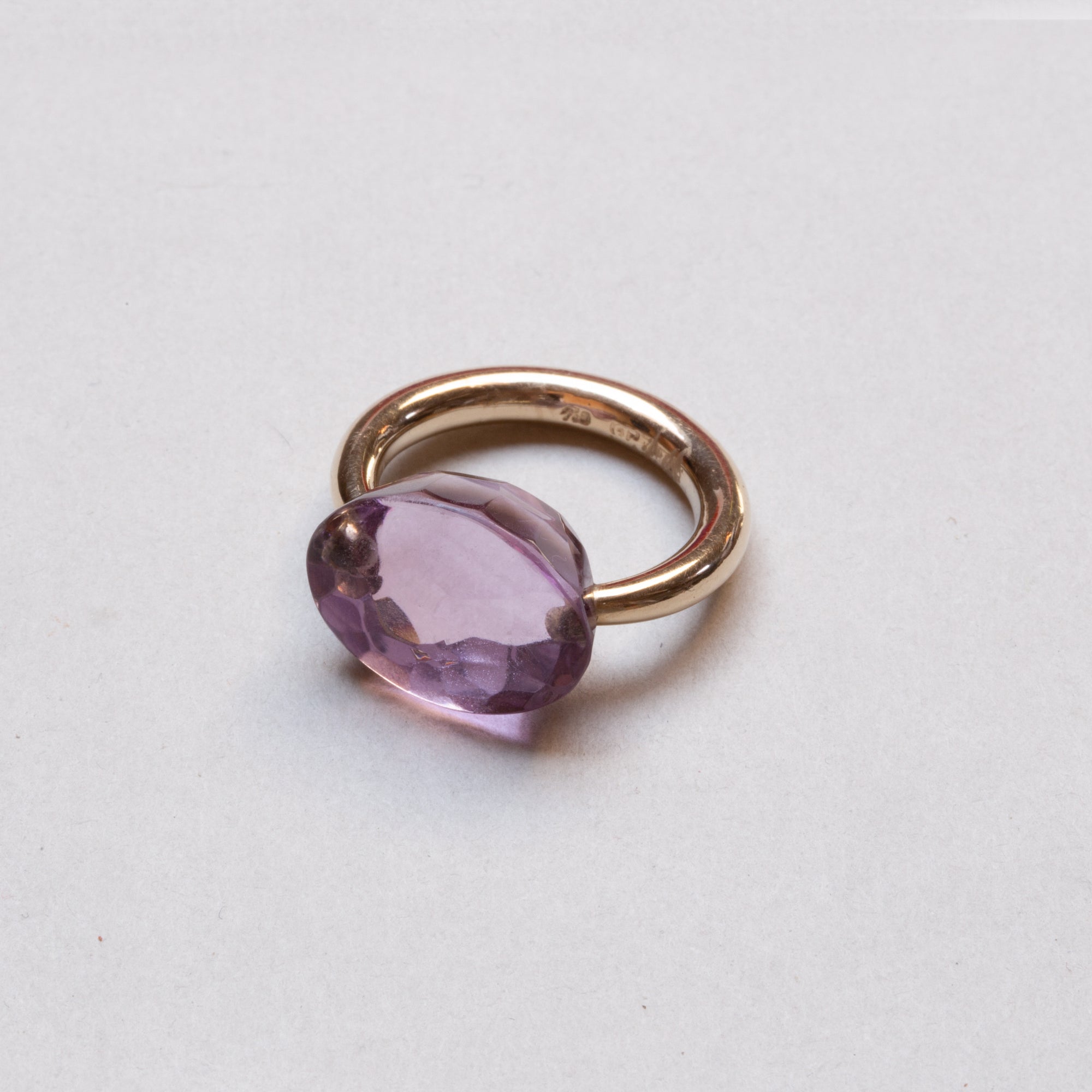 Vintage 18ct Gold Ring with Amethyst