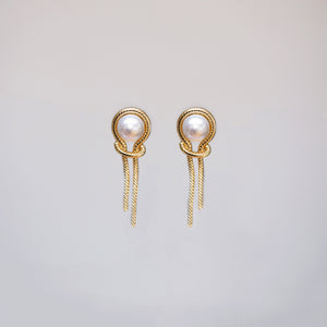 Gold-plated Tassel Earrings with Pearls