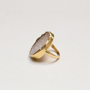 Vintage 18ct Gold Qaurtz Ring
