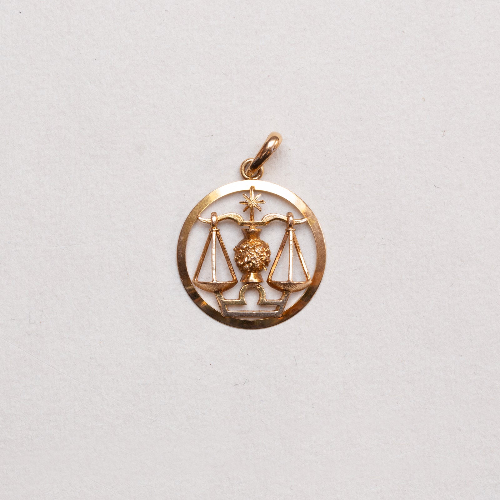Vintage 9ct Gold Libra Charm Pendant