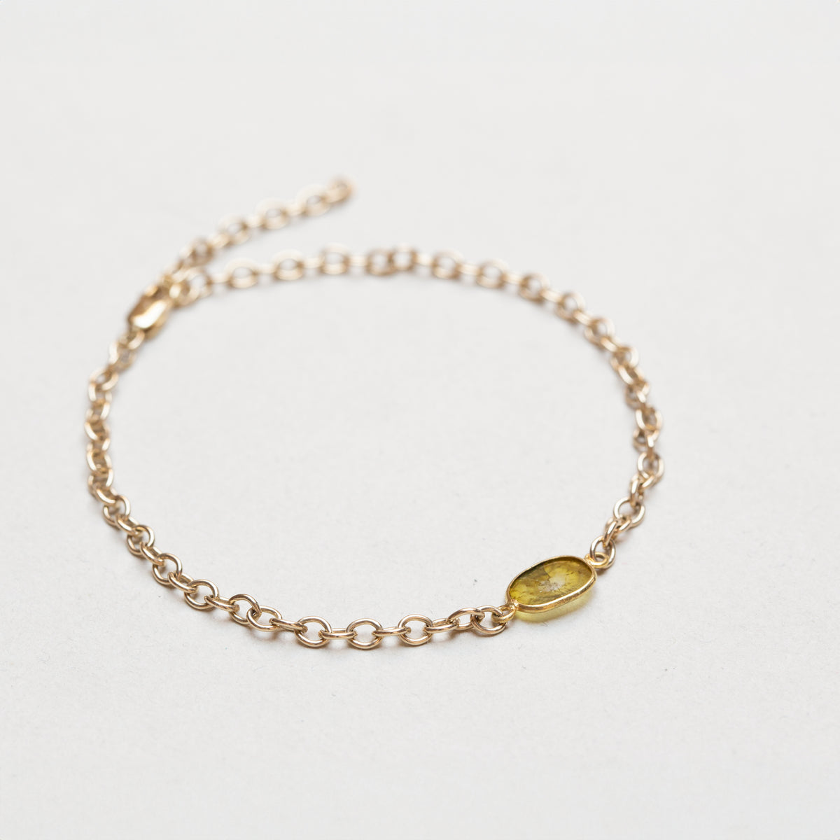 Gold Chain Bracelet with Sliced Diamond