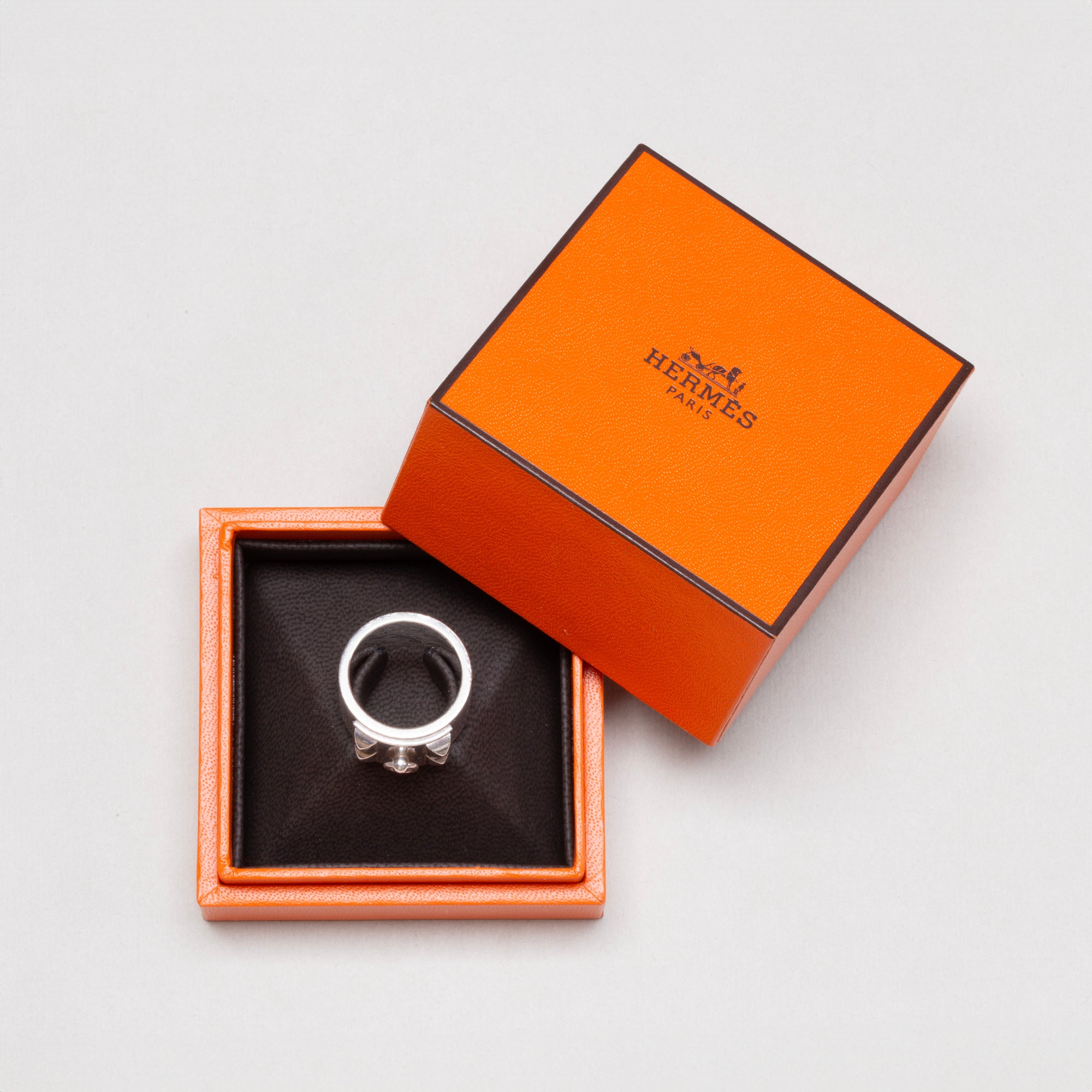 Vintage Hermes Collier de Chien Ring