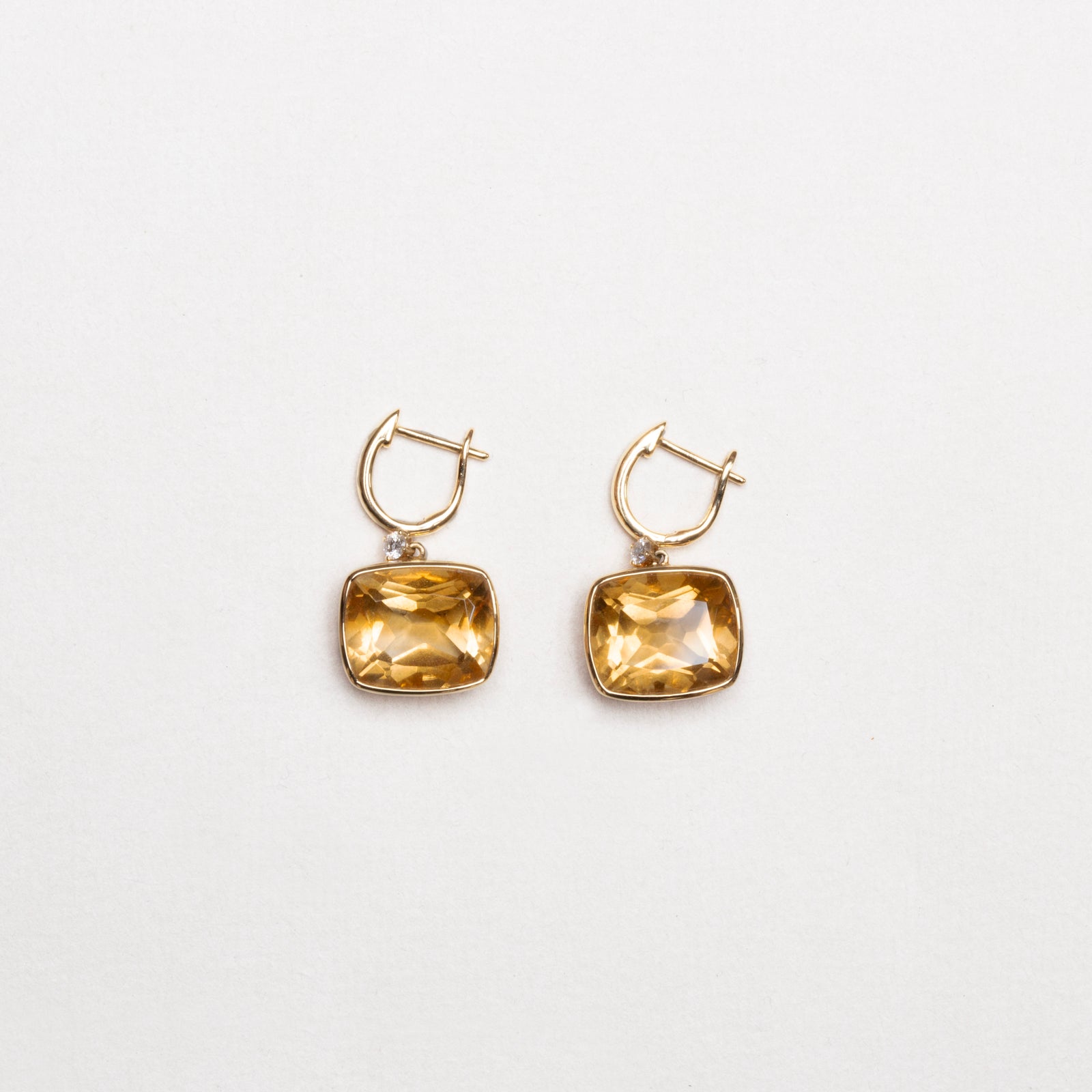 Vintage 18ct Gold Drop Earrings with Citrine and Diamond