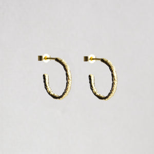 Straight Stitch Hoops with Black Borders