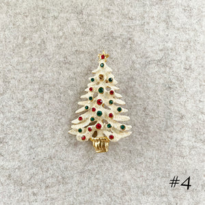 Vintage Christmas Tree Brooch by Eisenberg