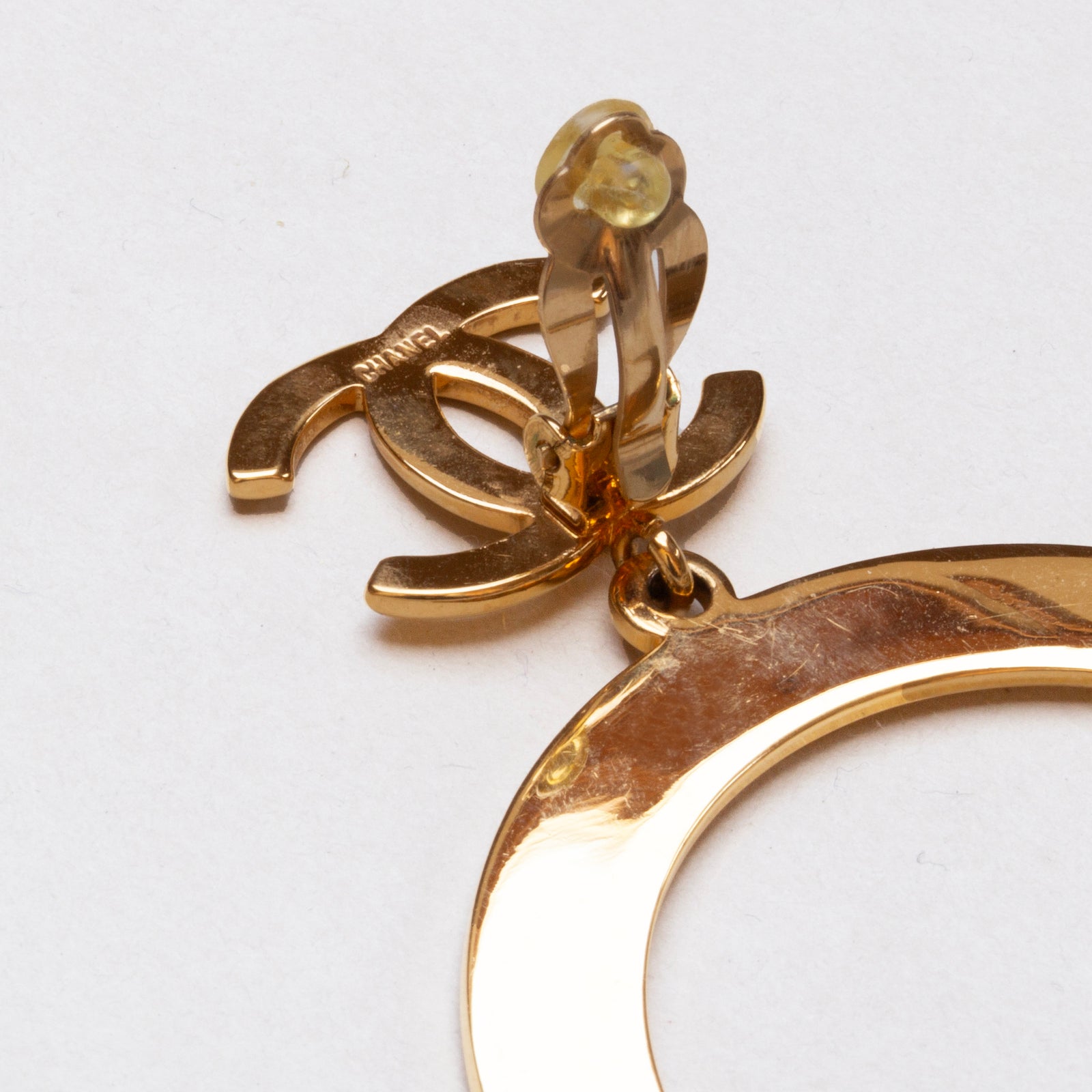 Vintage Chanel Gold Clip-on Earrings