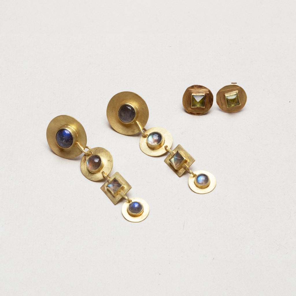Vintage Daphne Krinos 18ct Gold Earrings Set