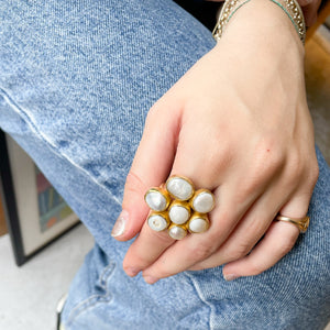 Vintage 18ct Gold Moonlight Ring with Fresh Pearls