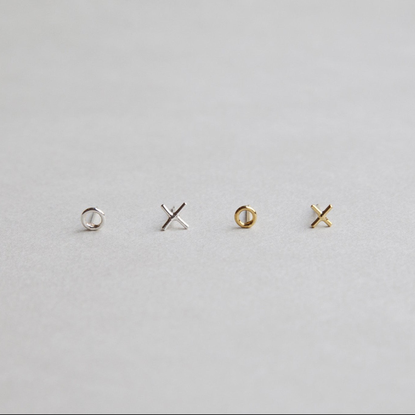 Laura Gravestock's incredibly simple but ingenious earrings