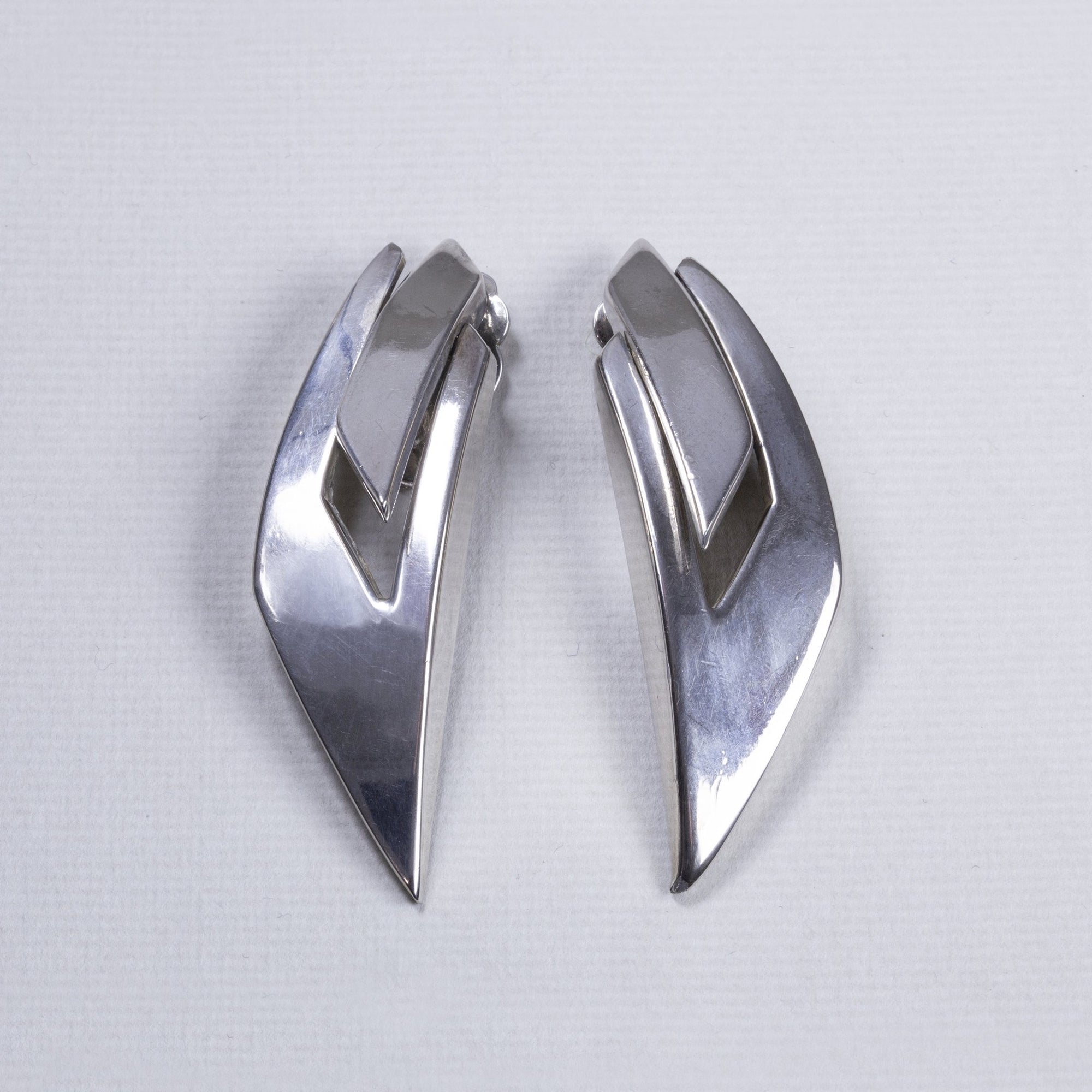 Vintage Silver Tone Earrings