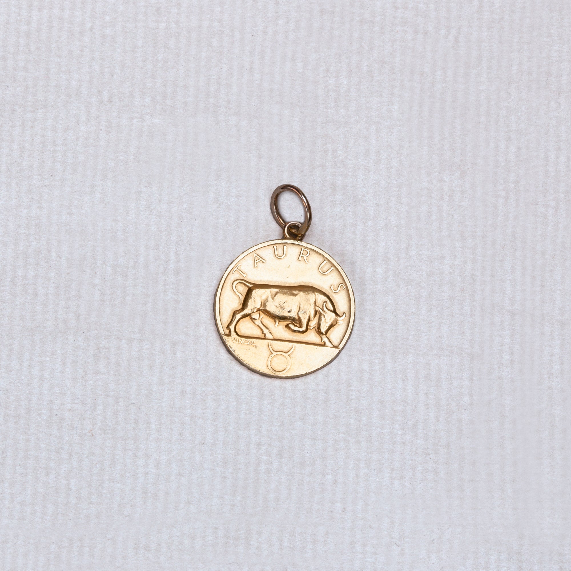 Vintage 9ct Gold Taurus Charm Pendant