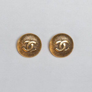 Vintage Chanel Gold Clip-on Earrings