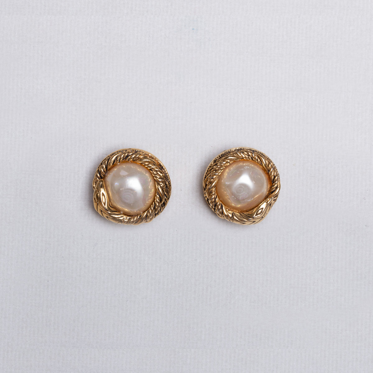 Vintage Chanel Gold Clip-on Earrings with Pearls
