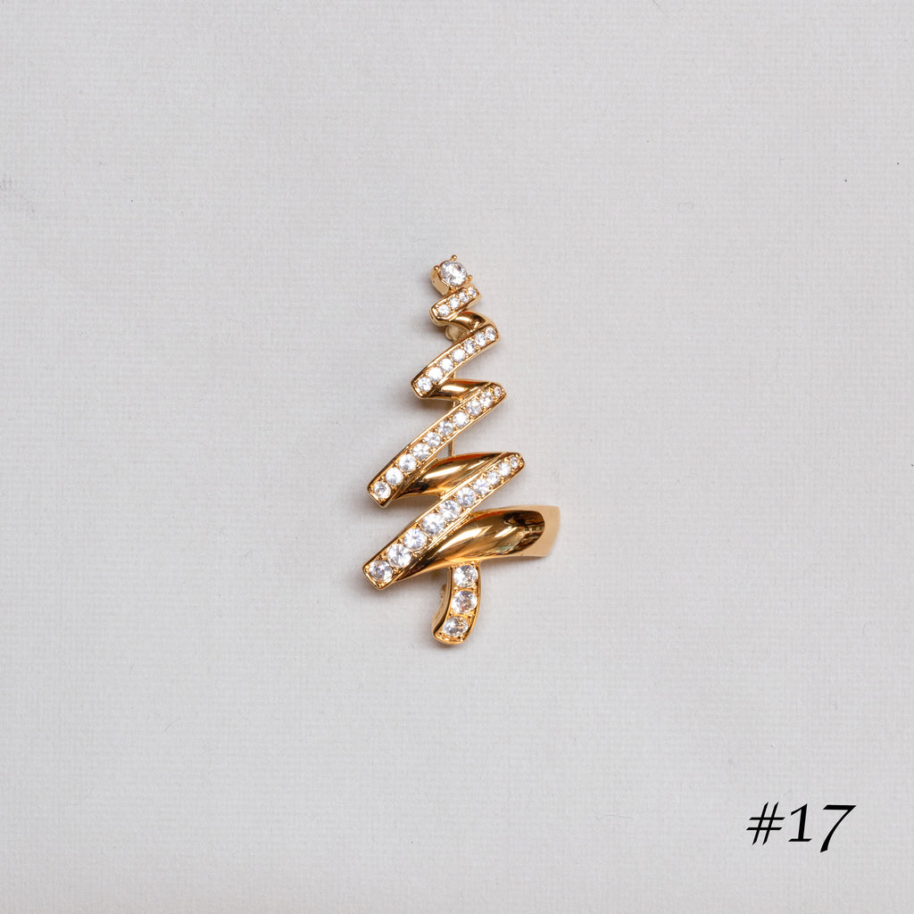 Vintage brooch by Monet
