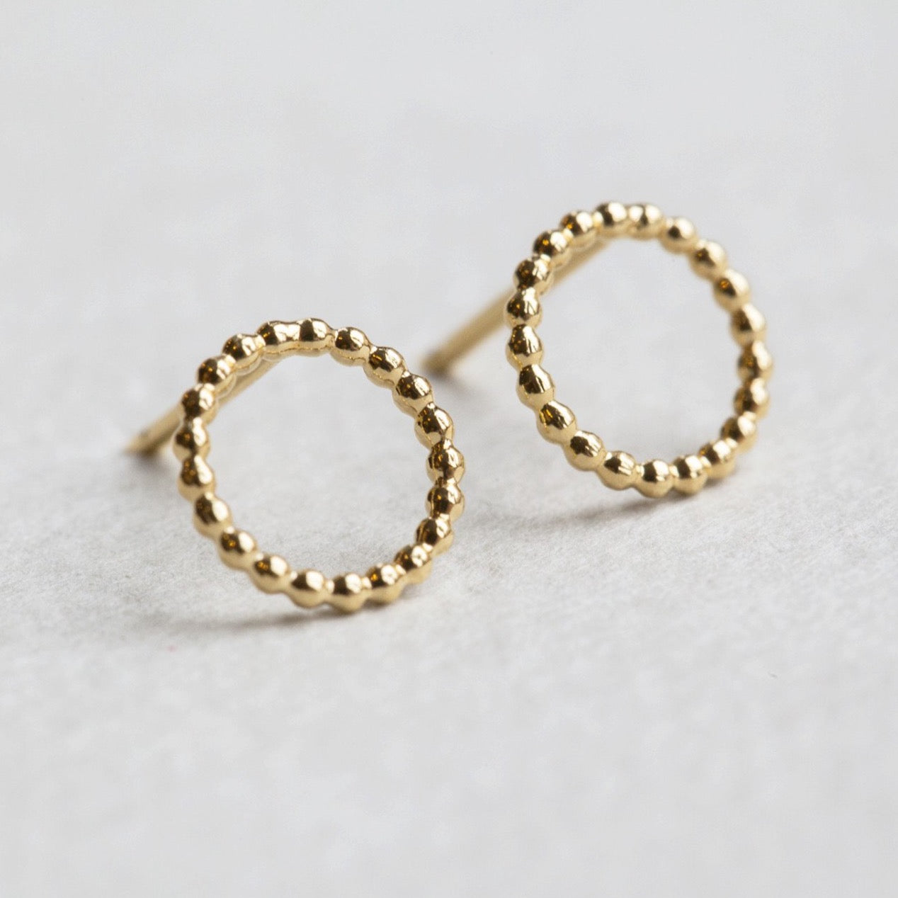 Yoriko Mitsuhashi gold plated beaded circle studs 