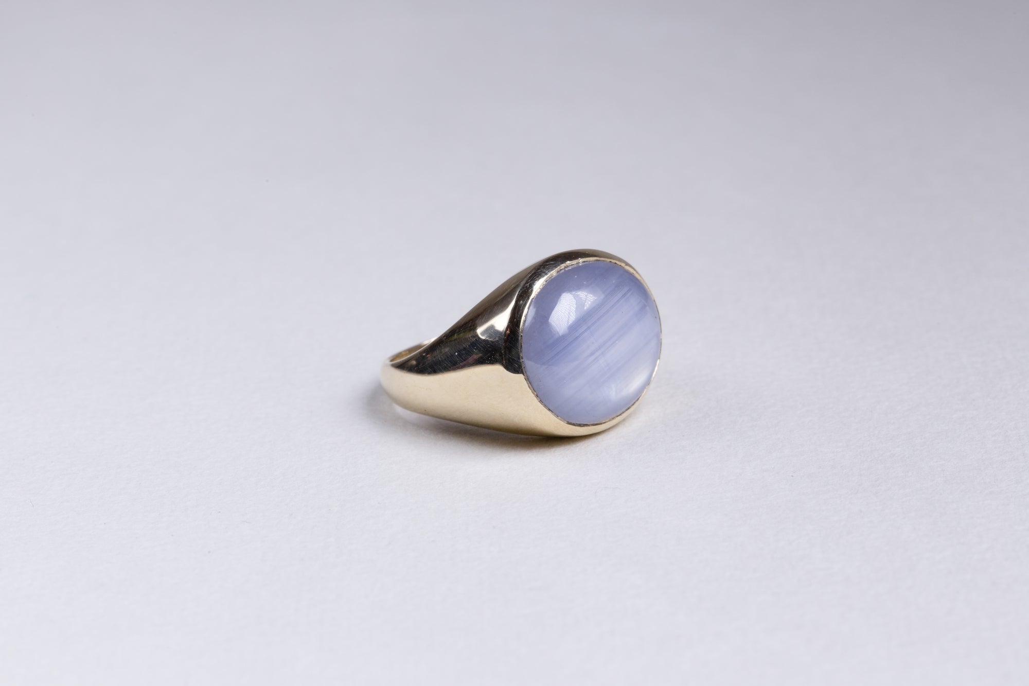 Star Sapphire Gold Ring