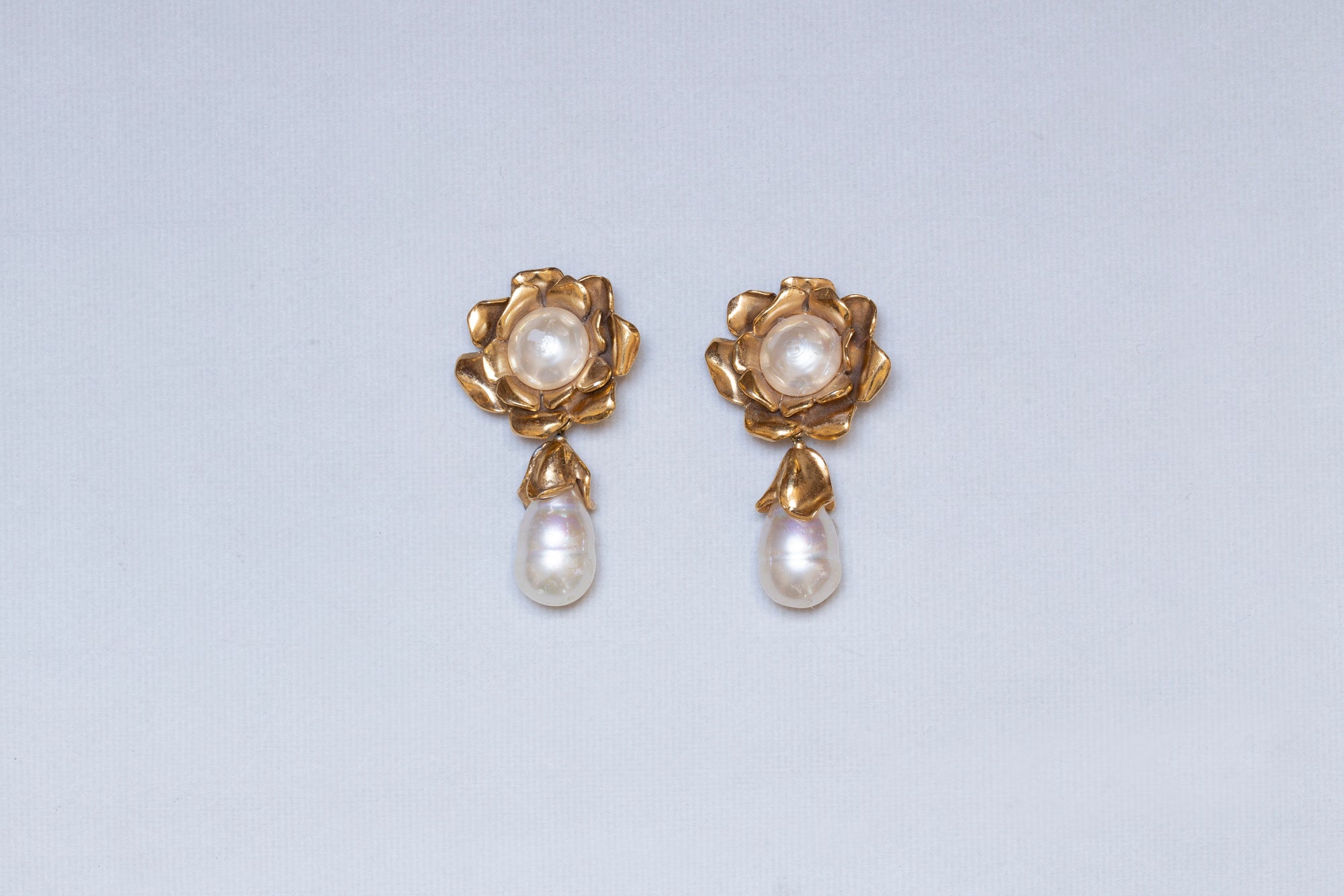 Vintage Gold Flower Clip-on Earrings with Pearls