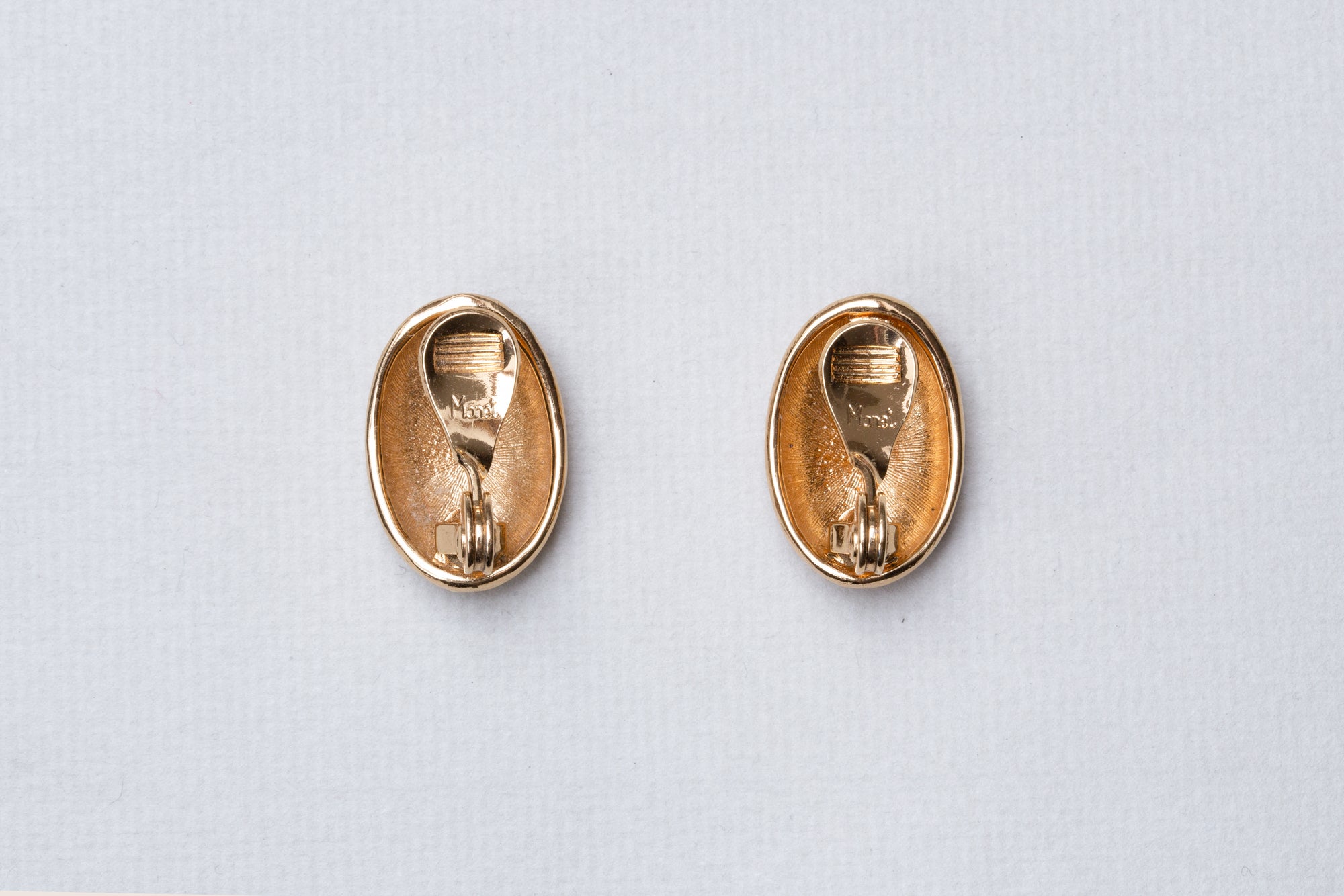 Vintage Gold Textured Clip-on Earrings