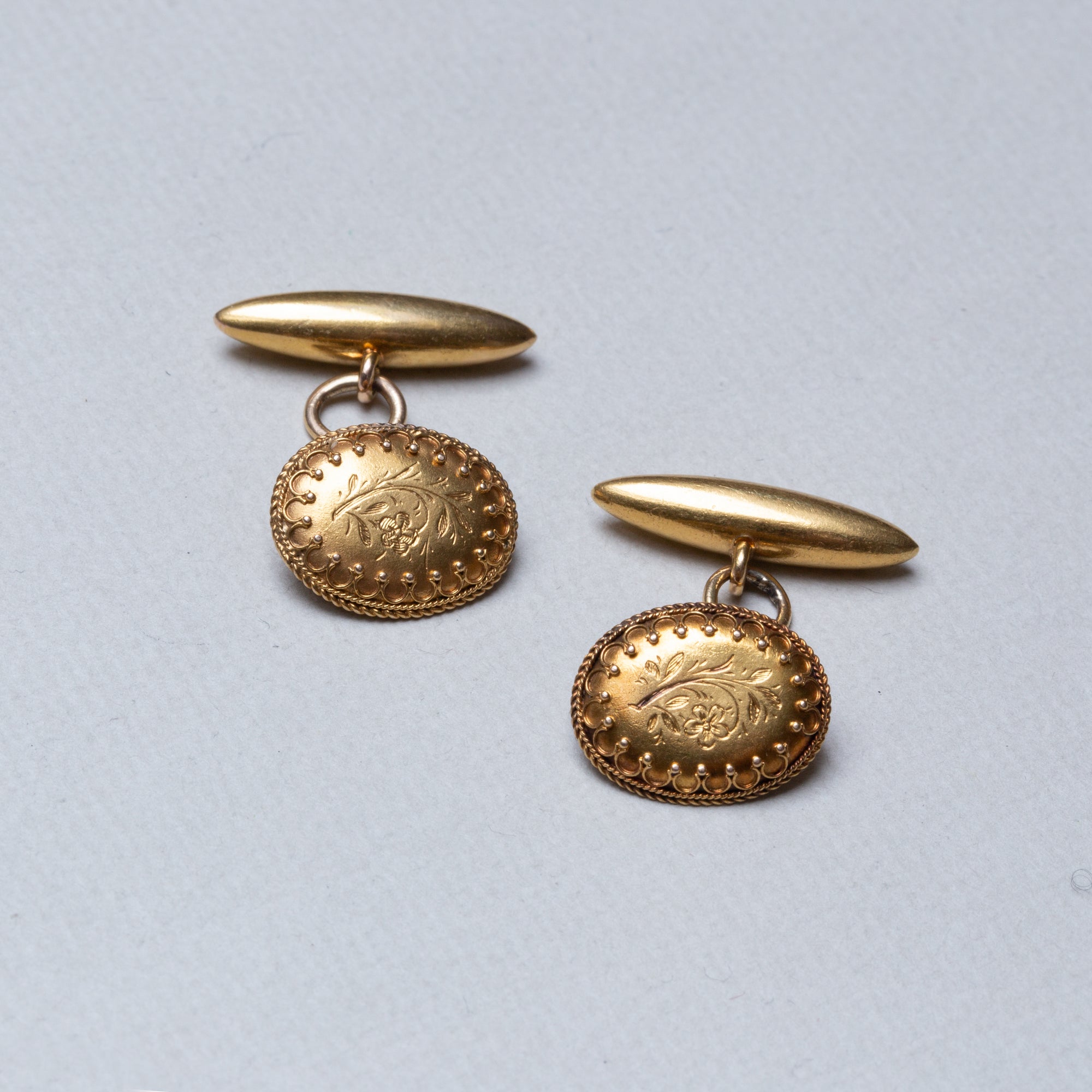 Vintage 18ct Gold Flower Cufflinks