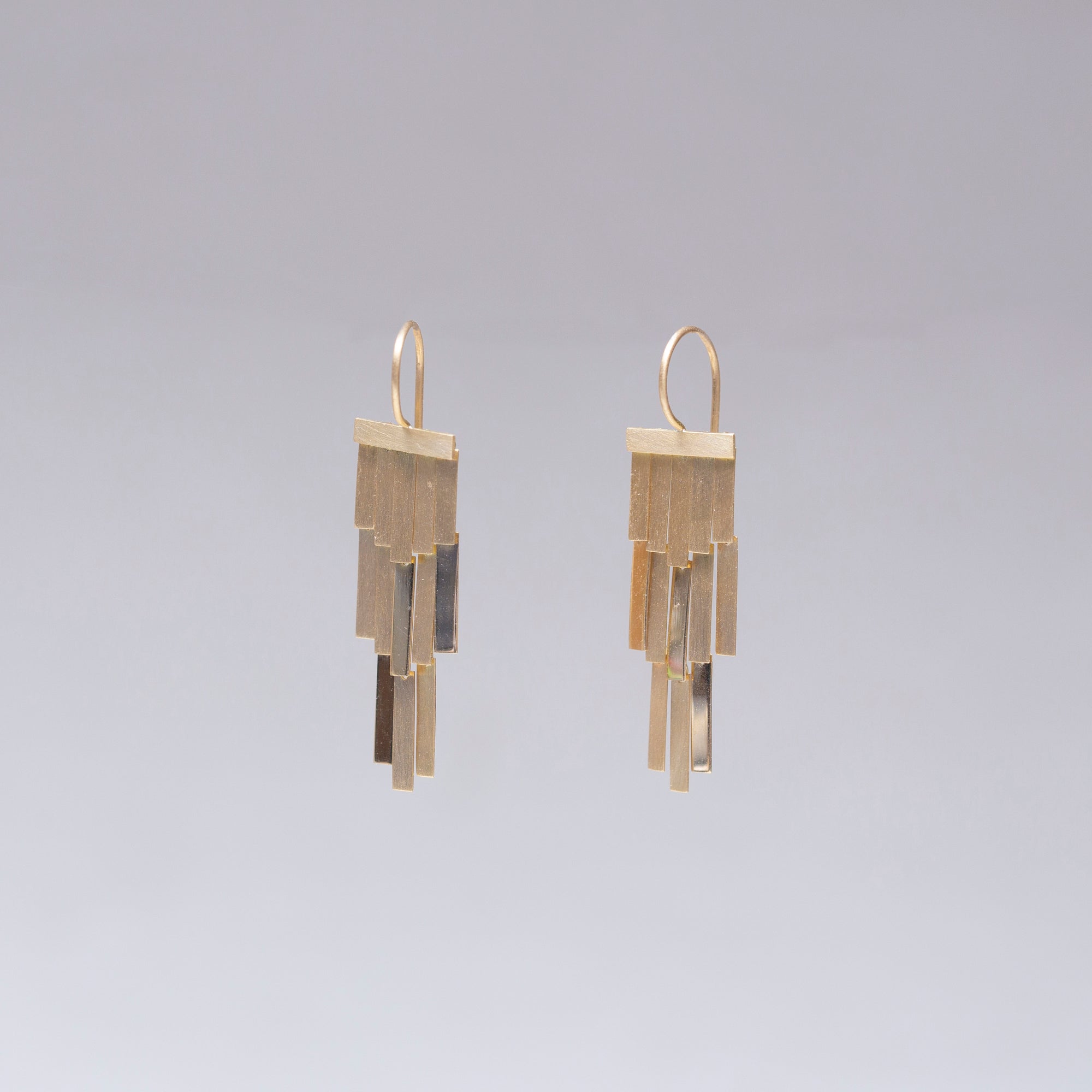 18ct Gold Rainfall Earrings