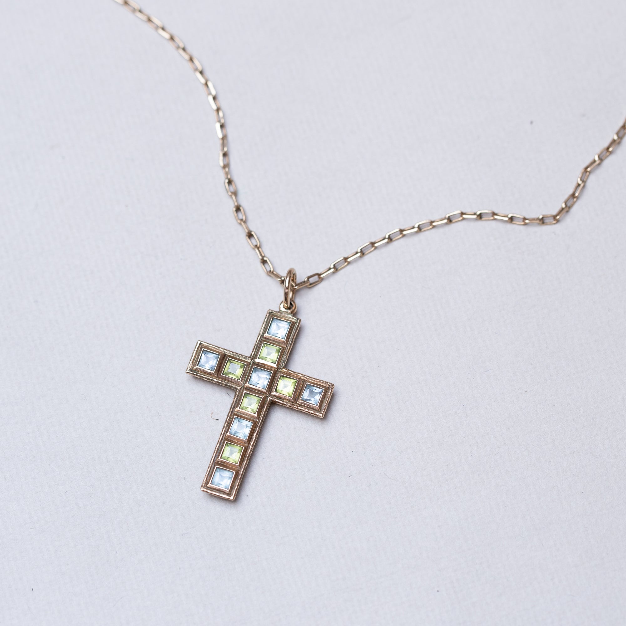 Vintage Gold Cross Pendant Necklace