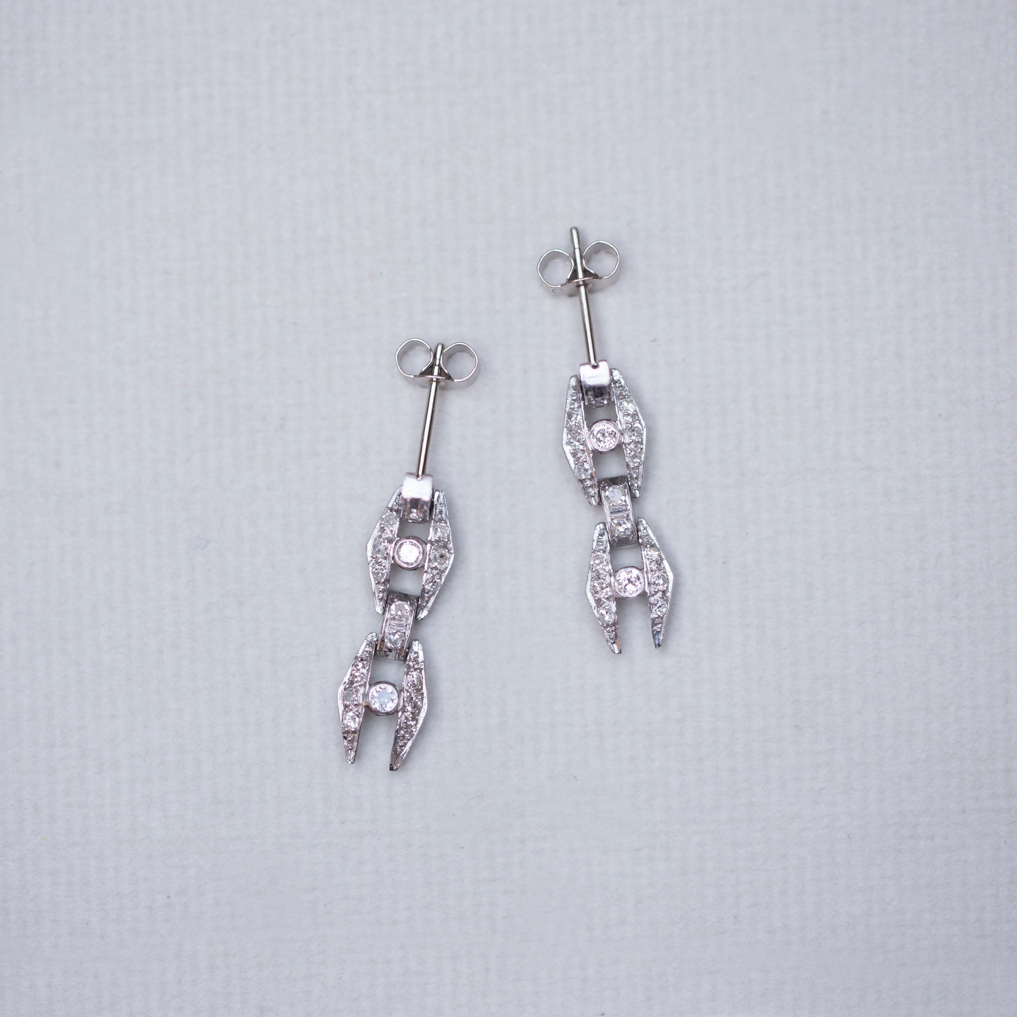 Vintage White Gold Stud Earrings with Diamonds