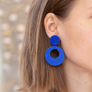 Felt Circle Stud Earrings [Blue/Red/Green]