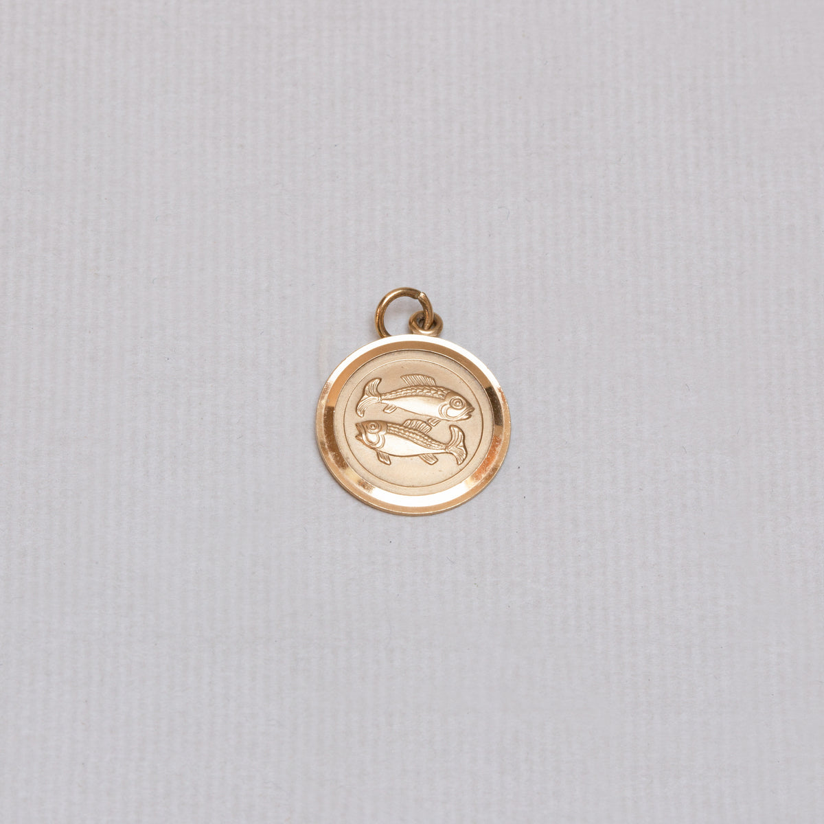 Vintage 9ct Gold Pisces Charm Pendant