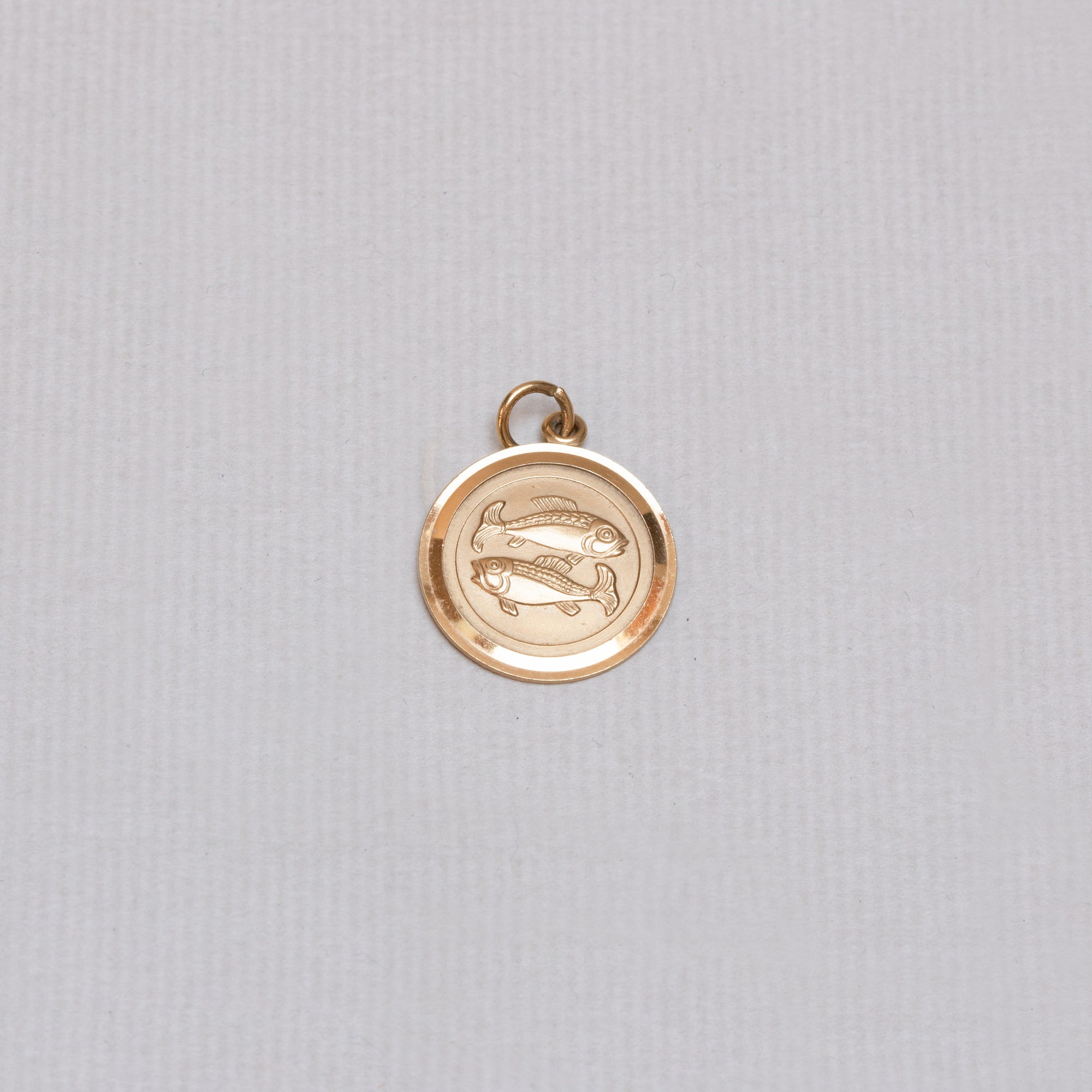 Vintage 9ct Gold Pisces Charm Pendant