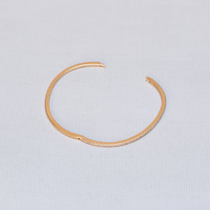 18ct Gold Flat Bangle Bracelet with Diamonds