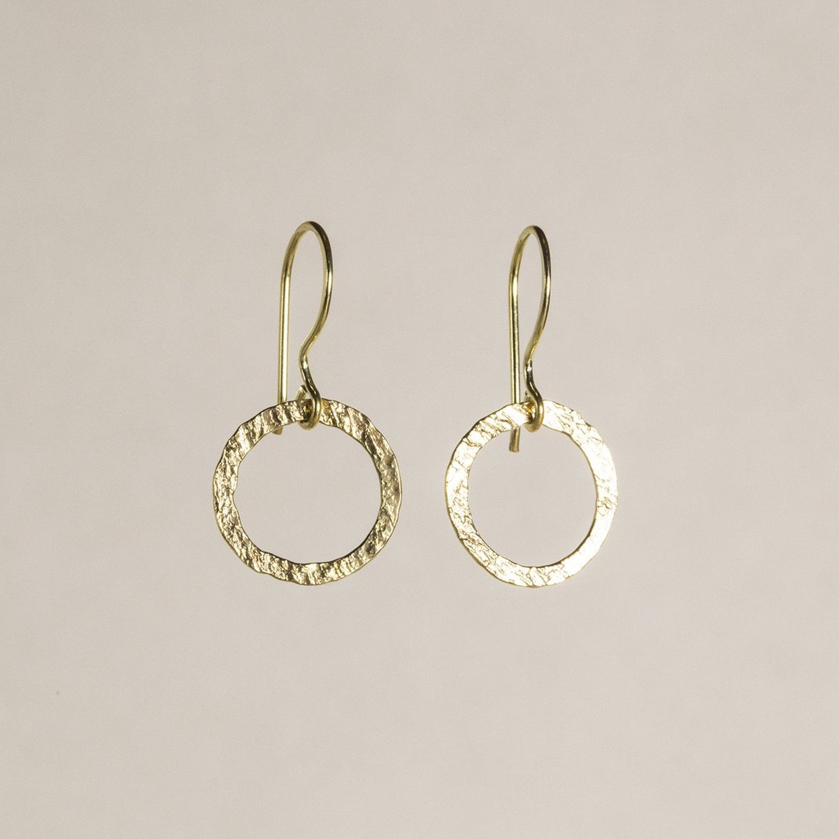 simple but stunning textured circles also from Mirabelle