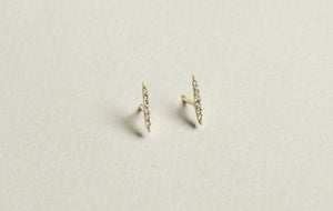  incredible sunbeam earrings set with sparkly diamonds - they have a subtle oblong shape and are a superb alternative to other 'stick' earrings