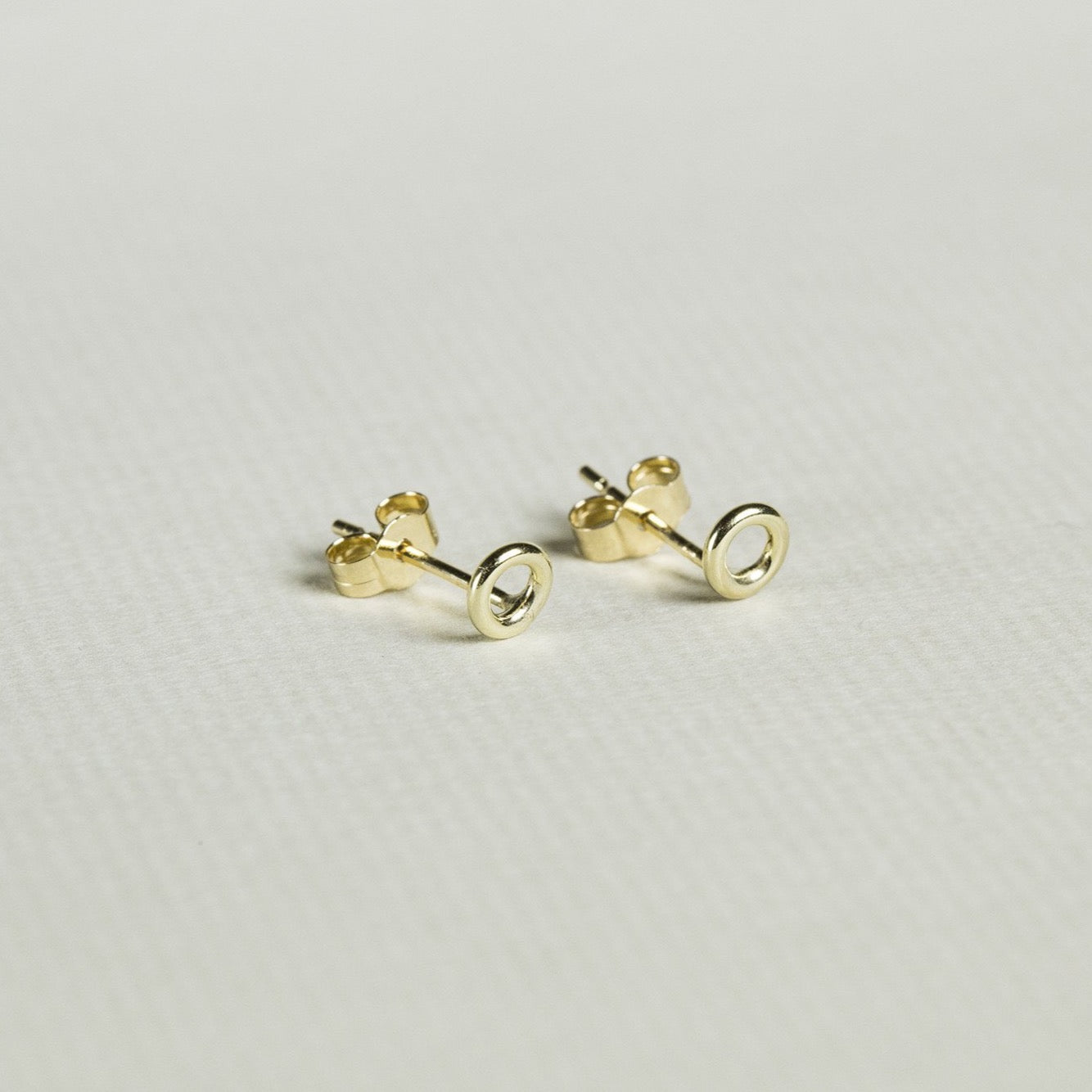 real gold, subtle, geometric - modern 'halo' earrings 