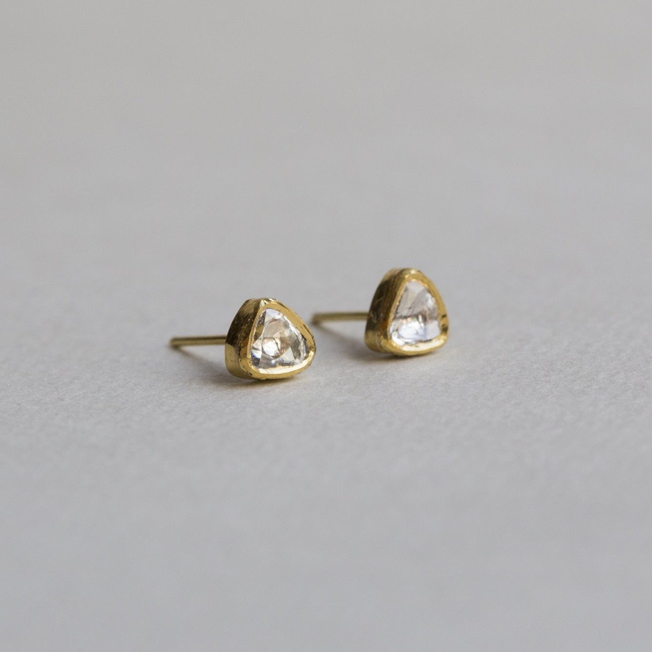 the foiled backs enhance the naturally shimmery rose cut diamonds 