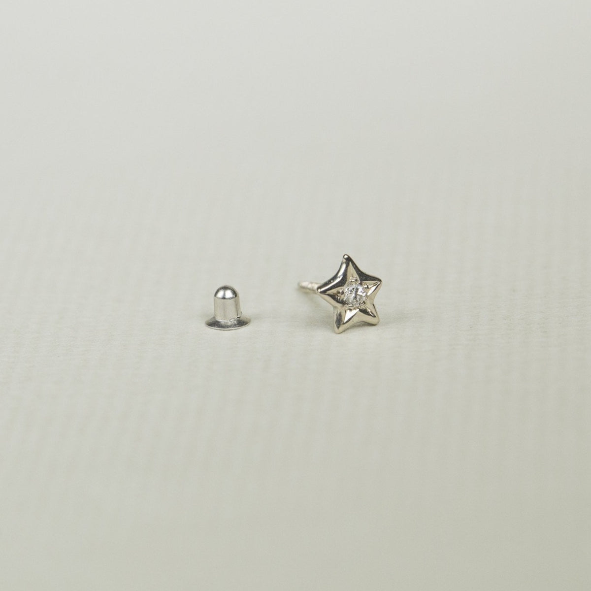 beautiful light earring to keep in your ear 24/7