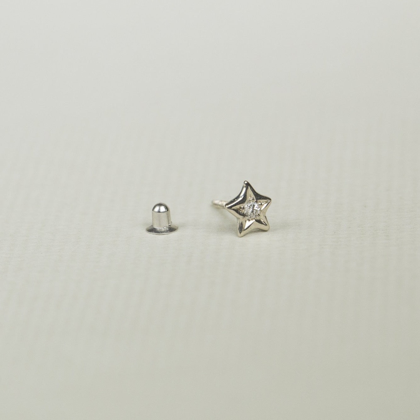 beautiful light earring to keep in your ear 24/7